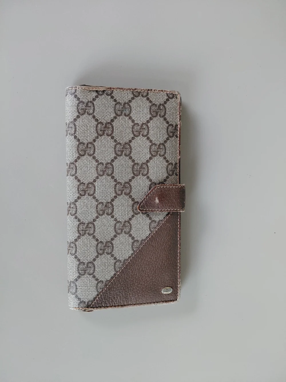 Gucci Vintage Signature Wallet - Picture 6 of 8